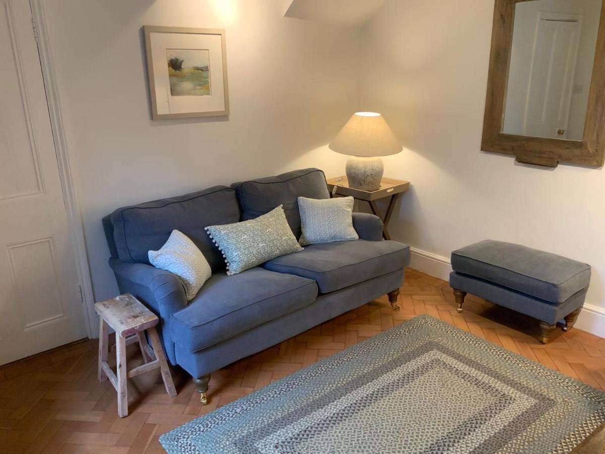 Stonesfield Masons Cottage, An Idyllic Retreat In An Area Of Outstanding Beauty, Close To Blenheim Palace, Oxford & The Cotswolds מראה חיצוני תמונה